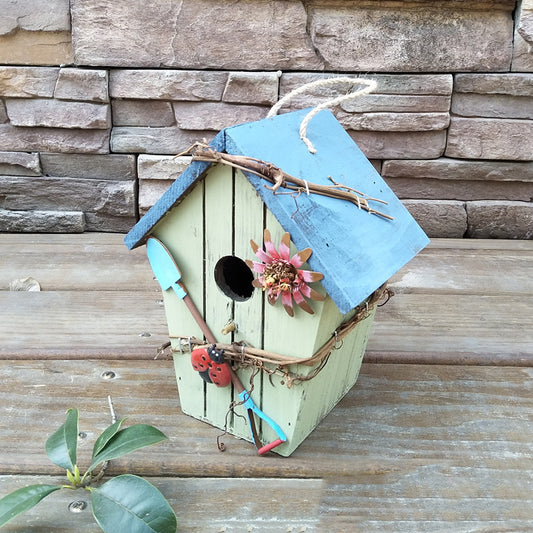 Rustic Wooden Bird House Chalet Bird Nest Outdoor Pendant Decoration